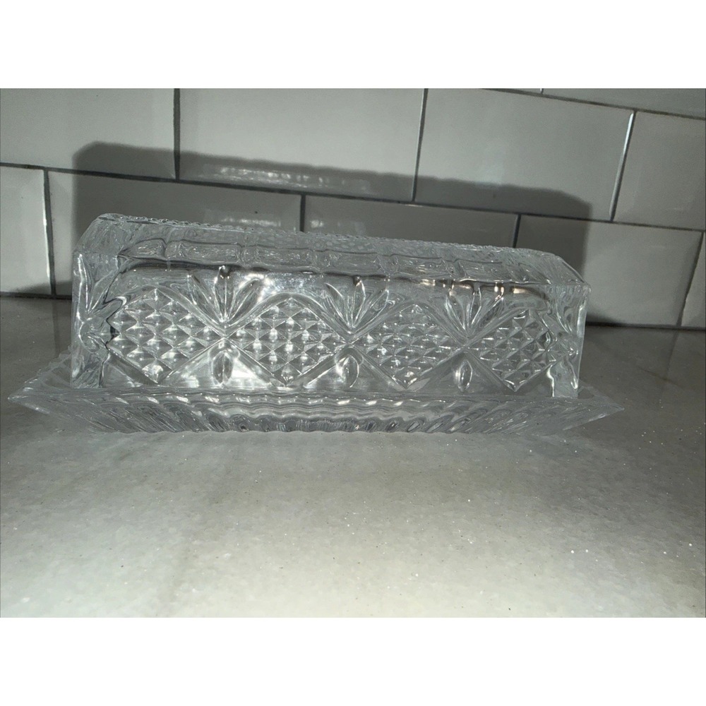 Vintage Godinger Covered Butter Dish Pressed Glass Diamond Pattern 2.5 X 7 Es004